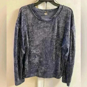 We the free dark grey velour crewneck top‎ blouse slouchy. Small